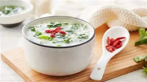 荠菜山药小米粥